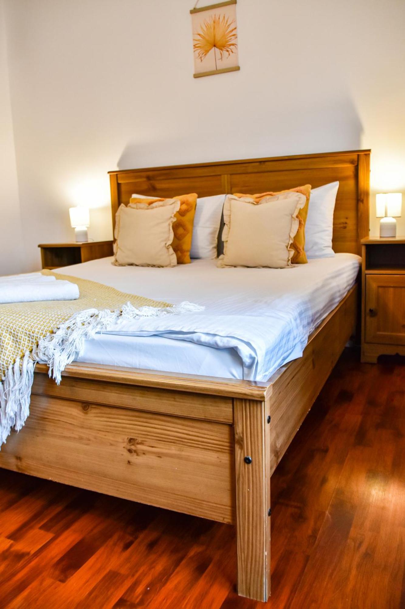 Casa Georgea Villa Sacele Ngoại thất bức ảnh