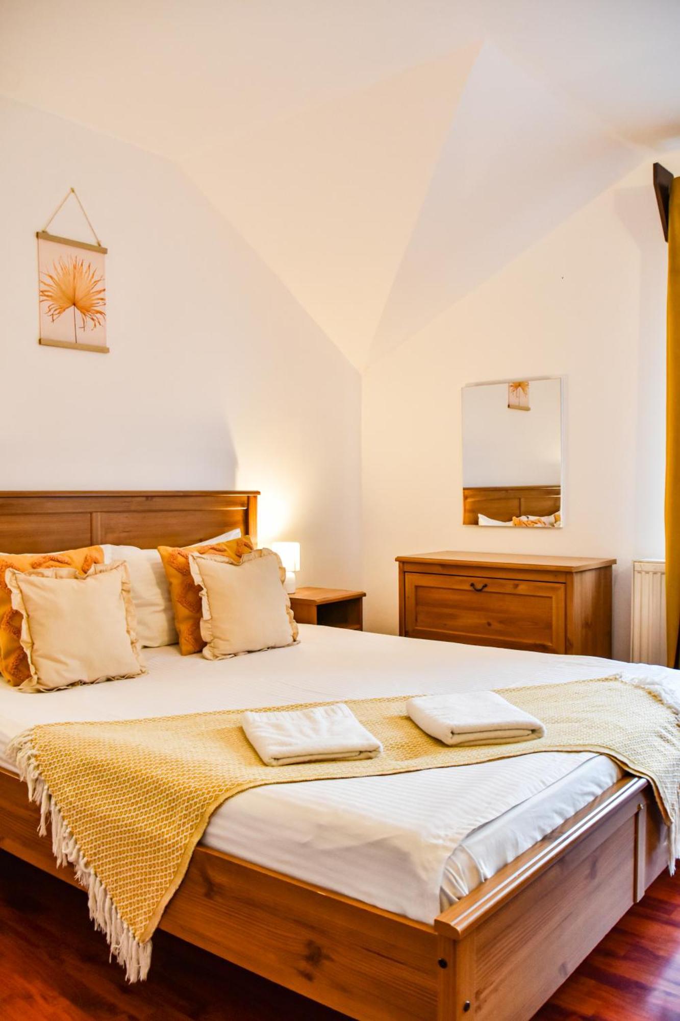 Casa Georgea Villa Sacele Ngoại thất bức ảnh