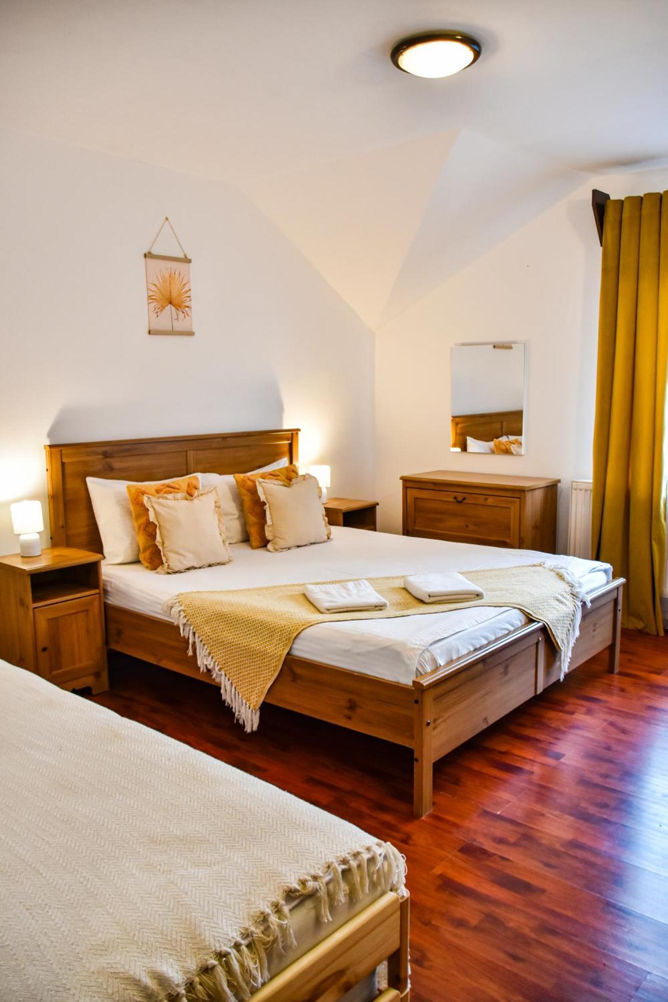 Casa Georgea Villa Sacele Ngoại thất bức ảnh
