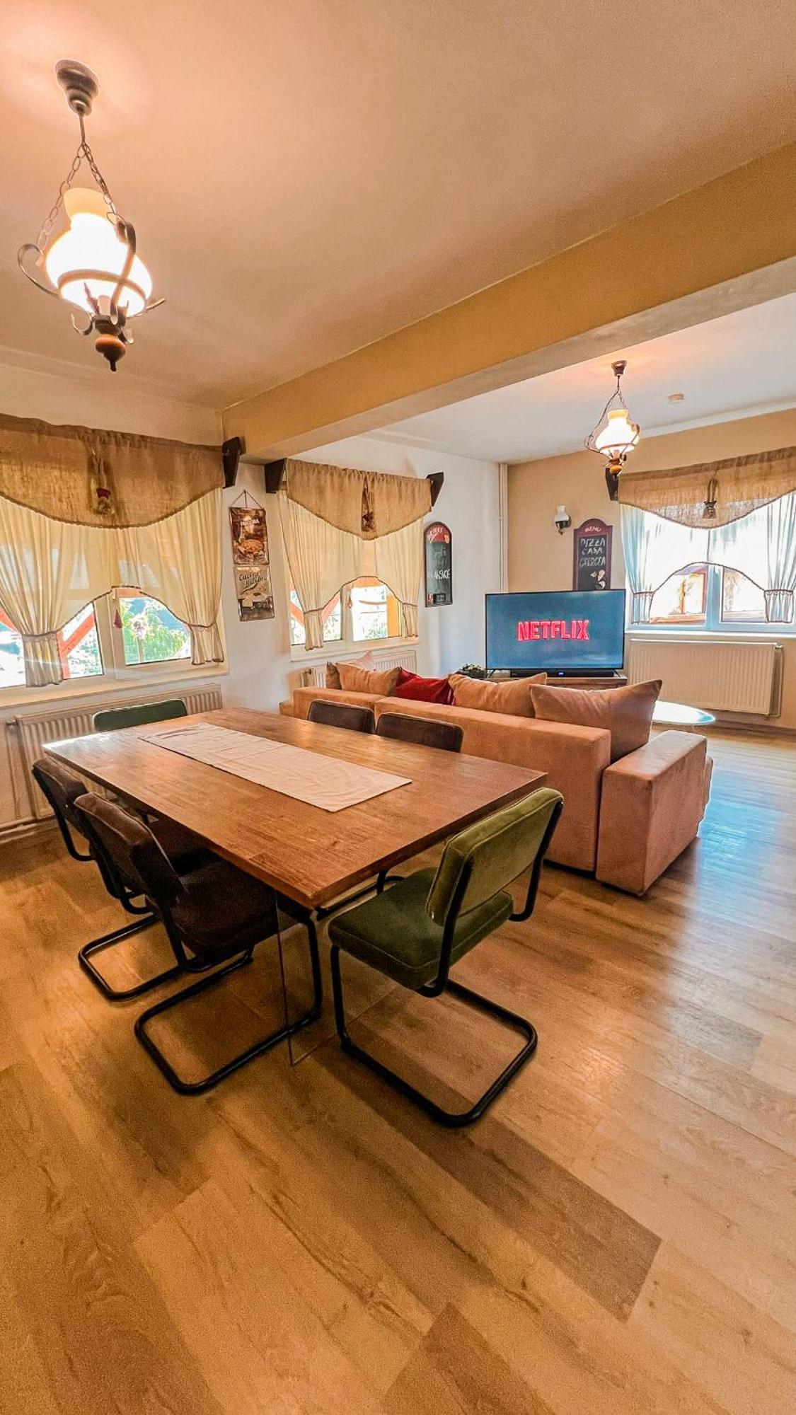 Casa Georgea Villa Sacele Ngoại thất bức ảnh